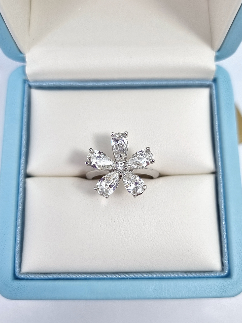 Украшение NO NAME  Кольцо С Бриллиантами 2,51 Ct. G-H/Vs   