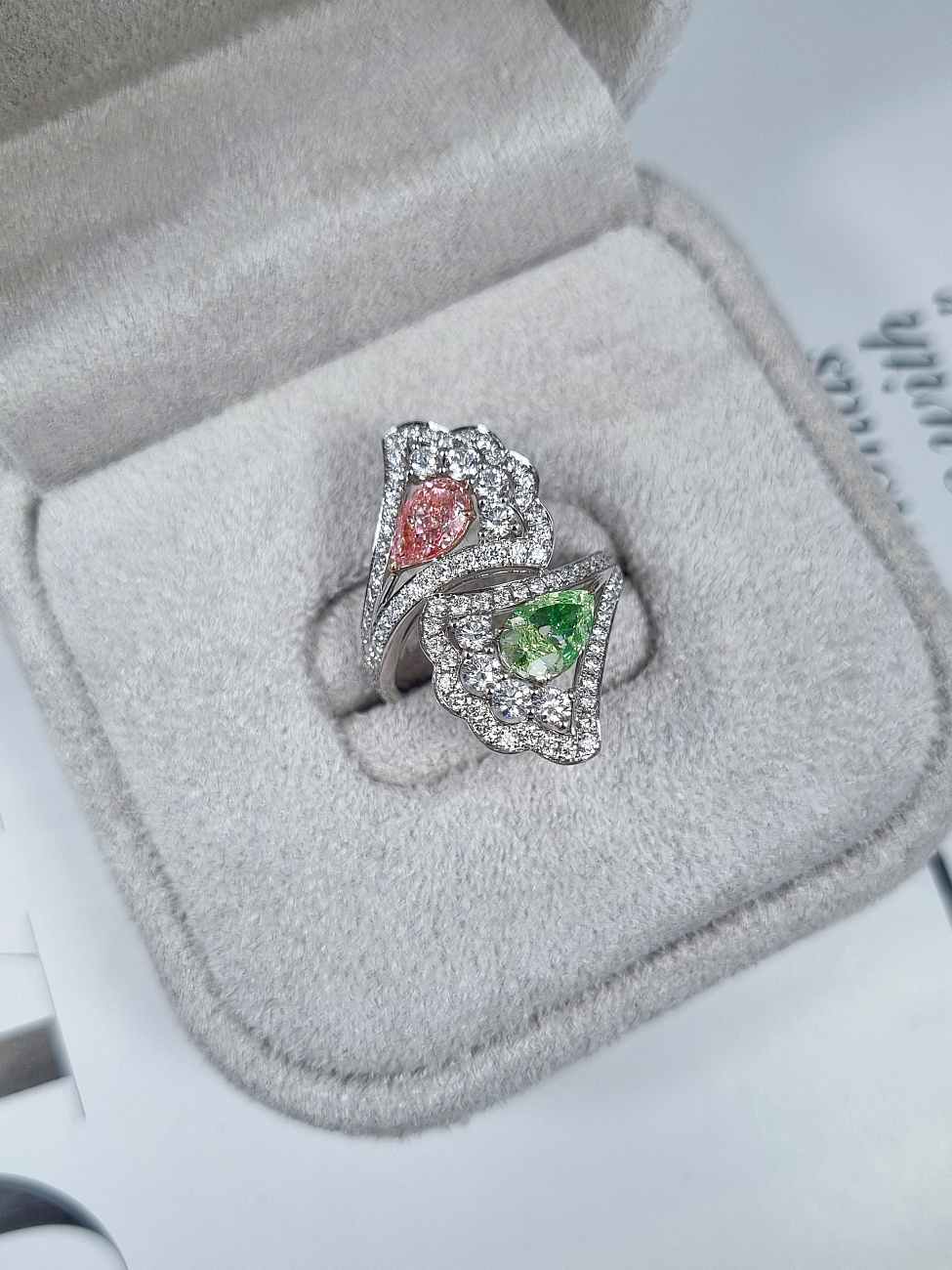 Украшение GIA  Кольцо с бриллиантами 1,01/0,70 ct.   