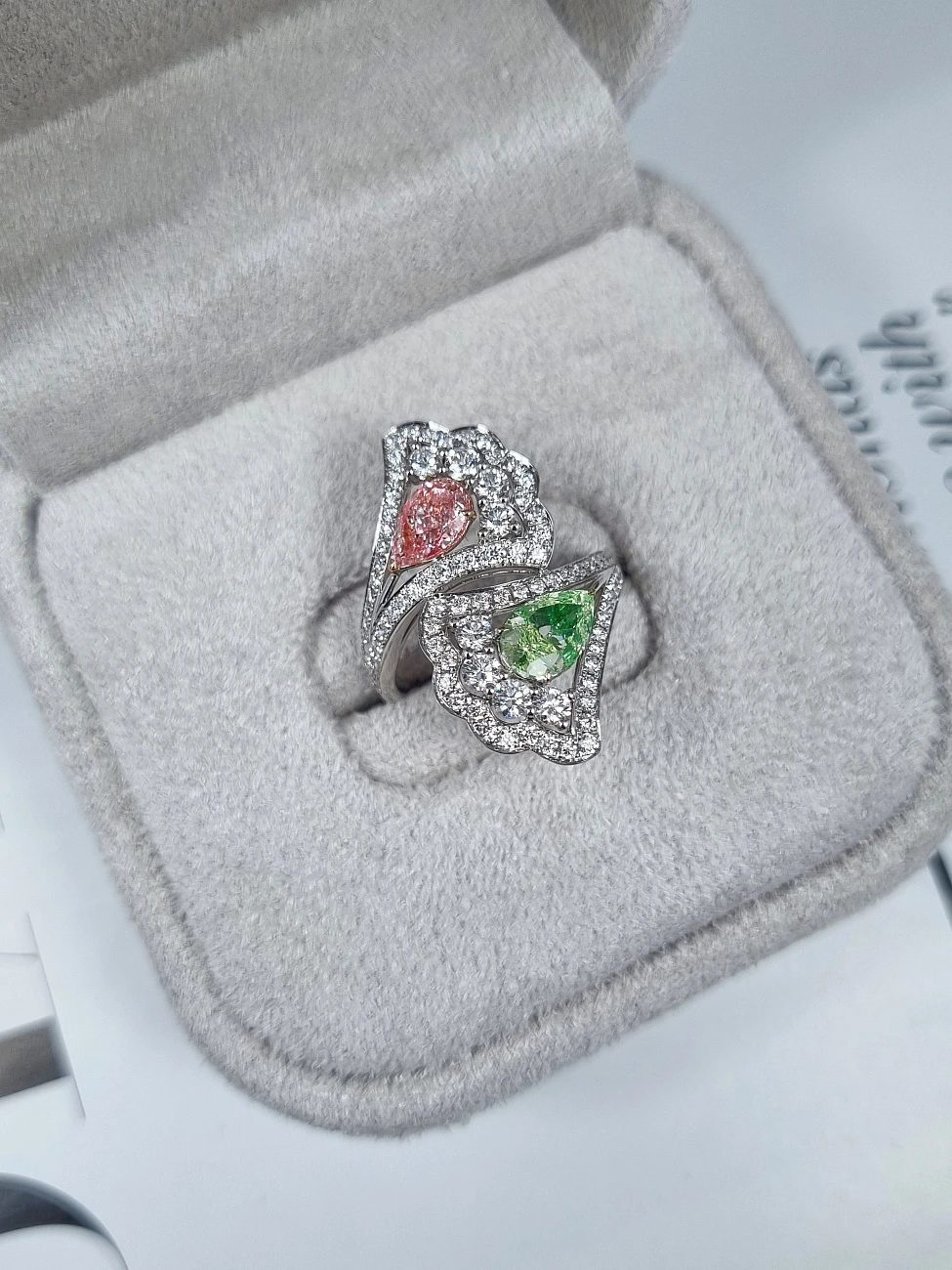 Украшение GIA  Кольцо с бриллиантами 1,01/0,70 ct.   