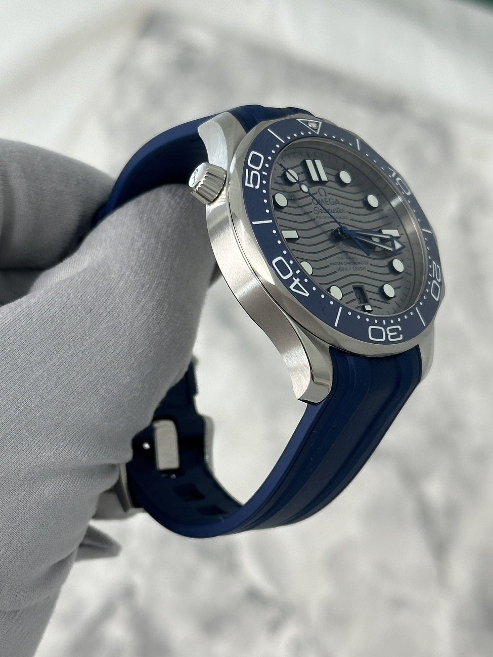 Часы Omega  Seamaster Diver 300M Co‑Axial Master Chronometer 42 Mm  210.32.42.20.06.001