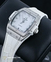 Часы Hublot  Spirit Of Big Bang 39 Titanium Diamonds Paved White  665.NE.2010.LR.1604