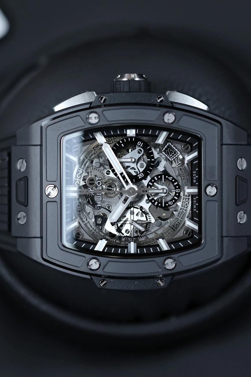 Часы Hublot  Spirit Of Big Bang Black Magic 42mm  642.CI.0170.RX
