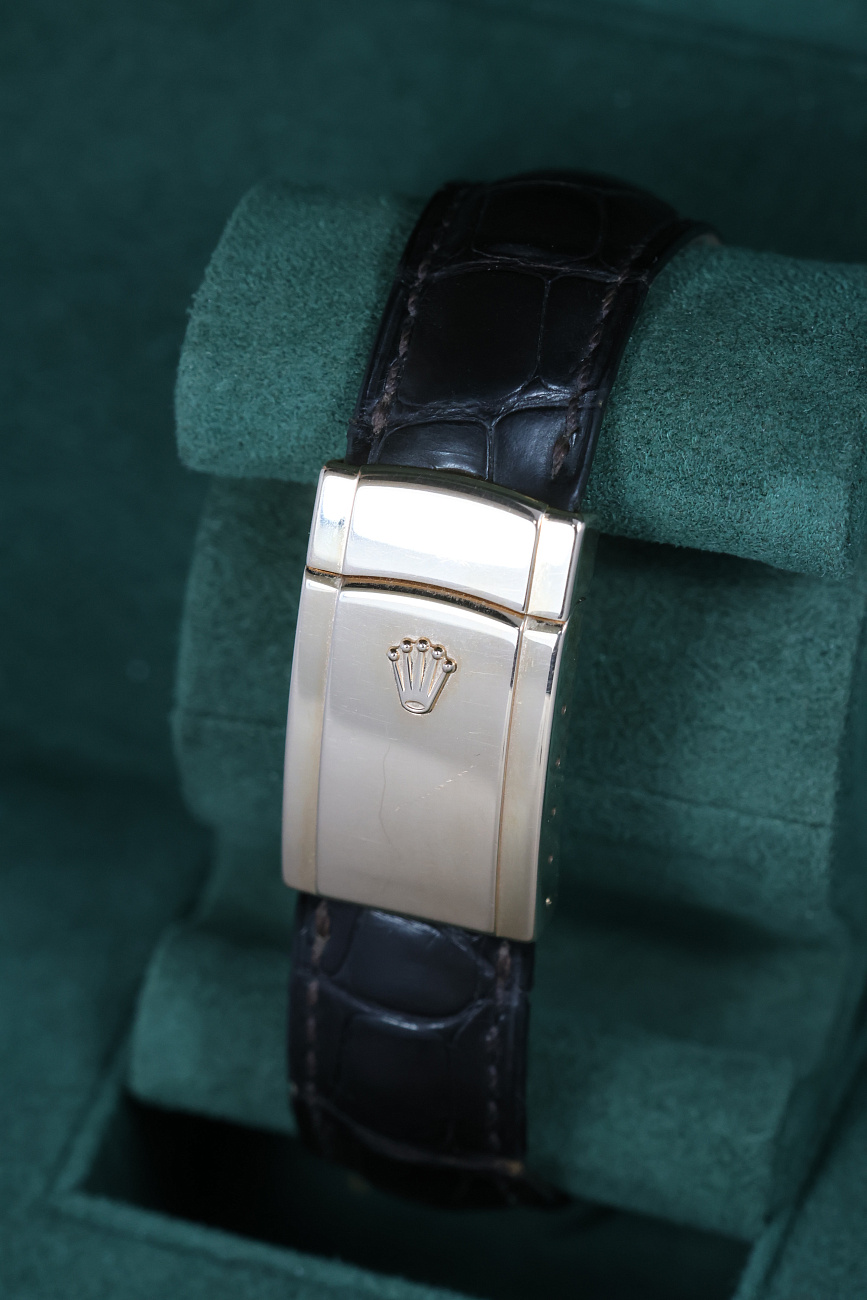 Часы Rolex  Sky-Dweller Everose Gold Brown Dial  326135