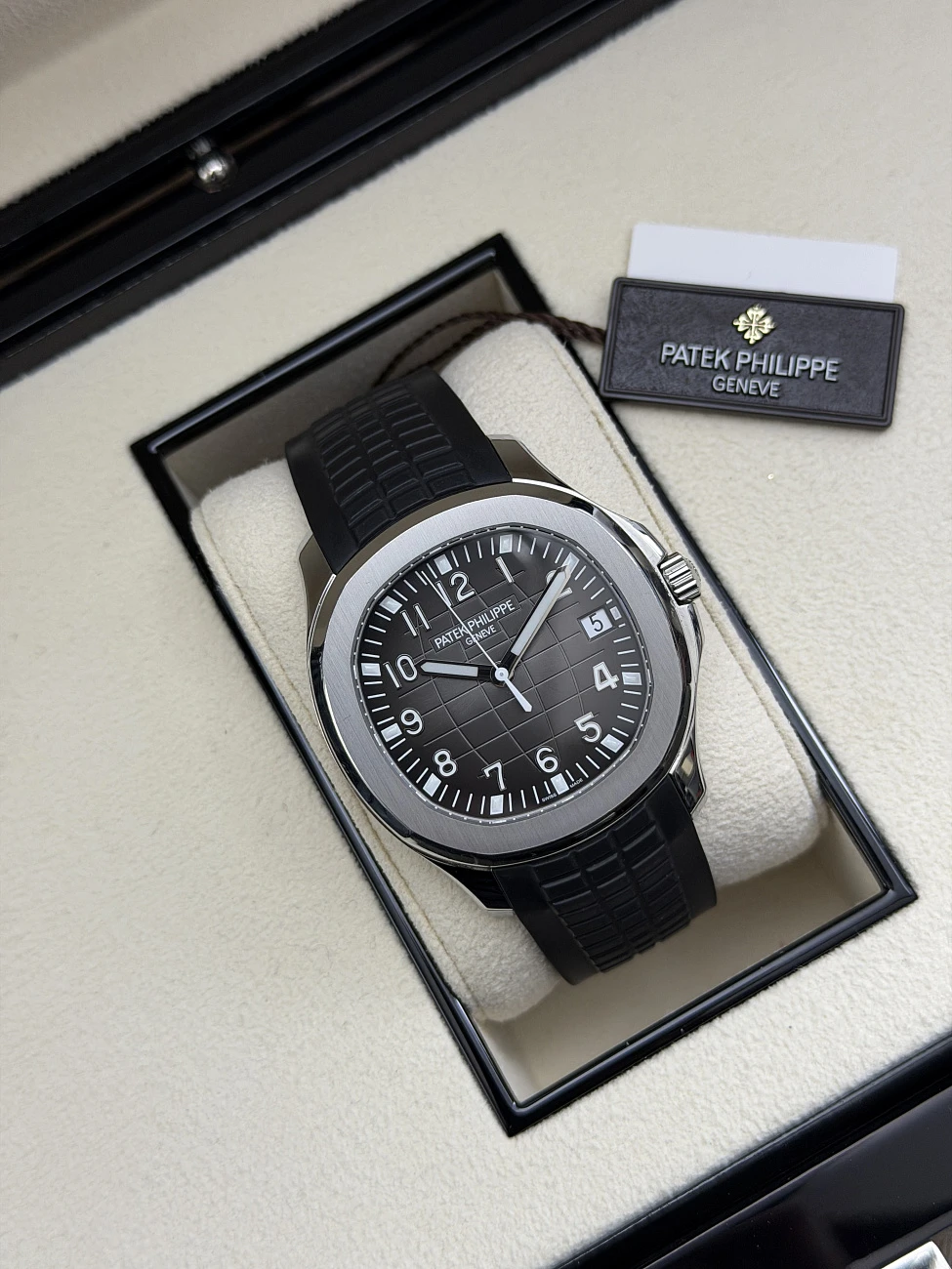 Часы Patek Philippe  Aquanaut Jumbo Steel  5167A-001