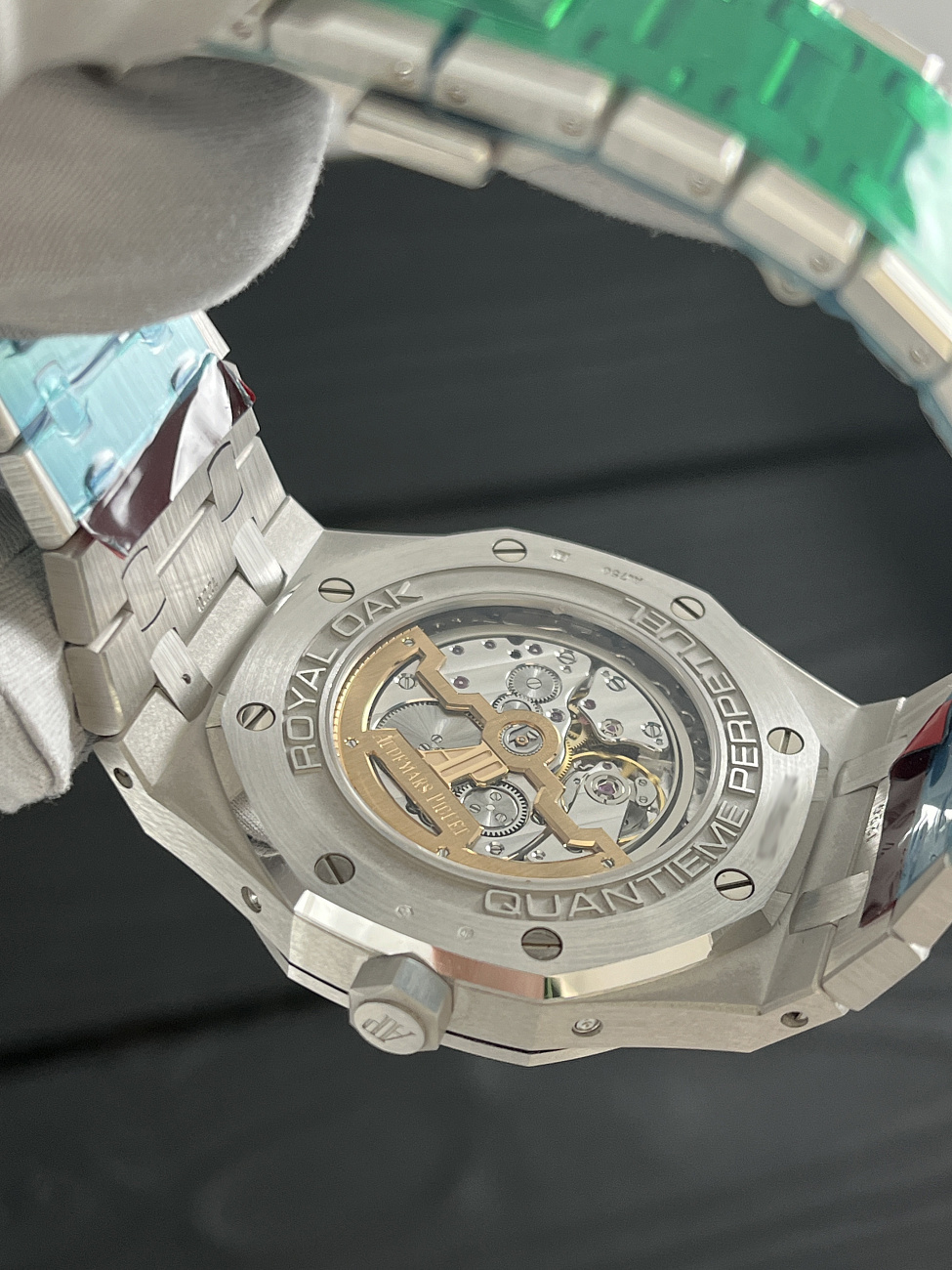 Часы Audemars Piguet  Royal Oak Perpetual Calendar 41Mm White Gold Burgundy  26574BC.OO.1220BC.01