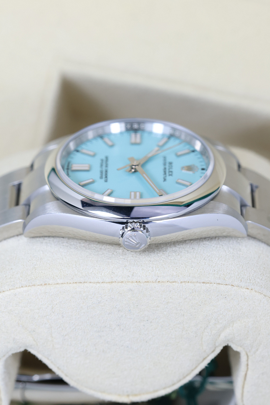 Часы Rolex  Perpetual 36 Stainless Steel Tiffany Dial  126000