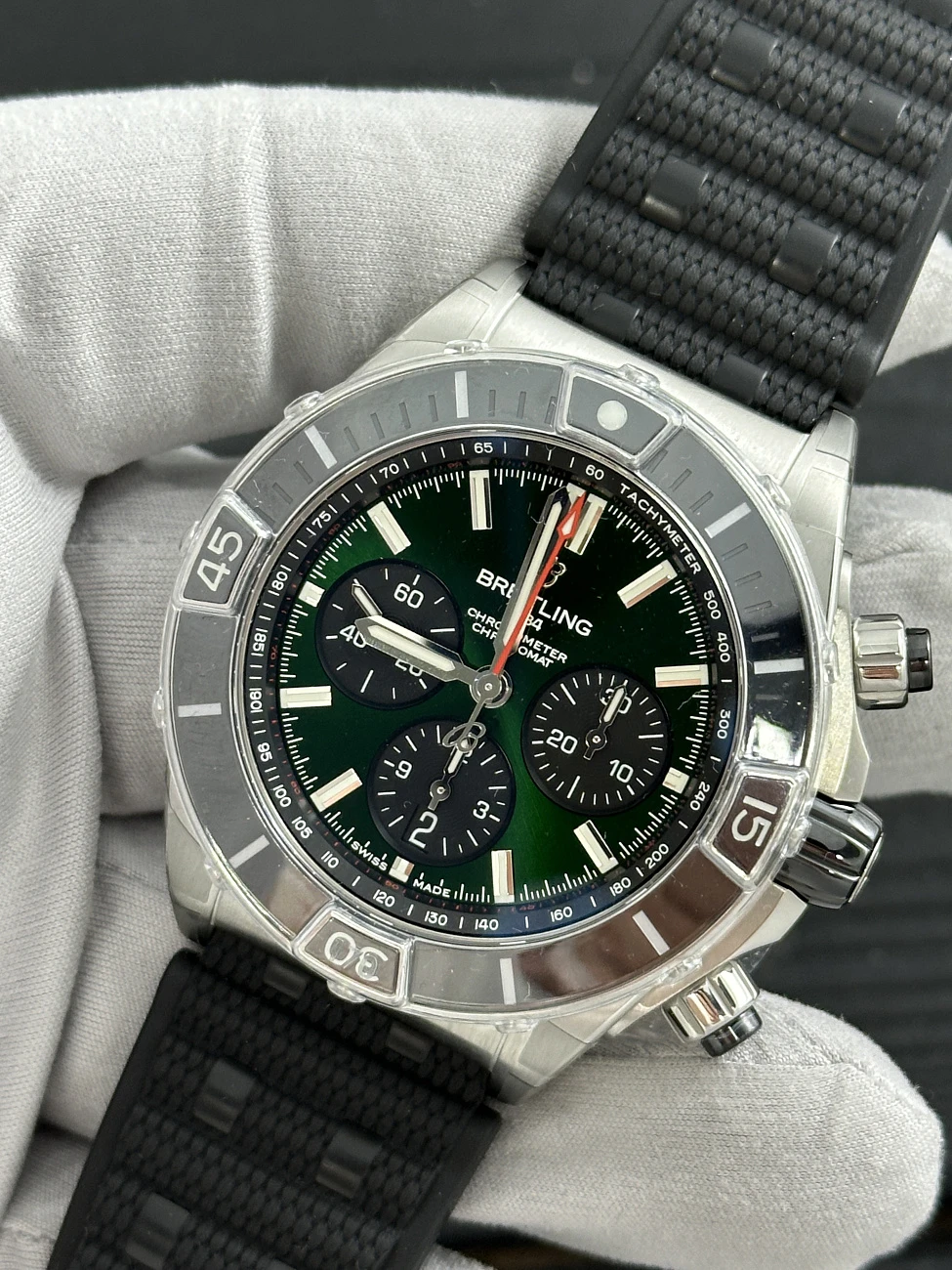 Часы Breitling  Super Chronomat B01 44  AB0136251L1S1