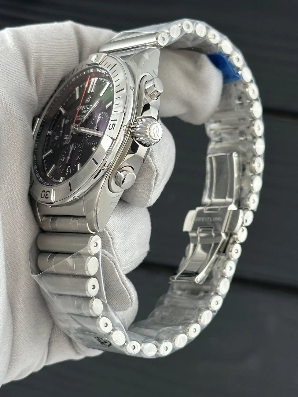 Часы Breitling  Super Chronomat B01 42  AB0134101L1A1