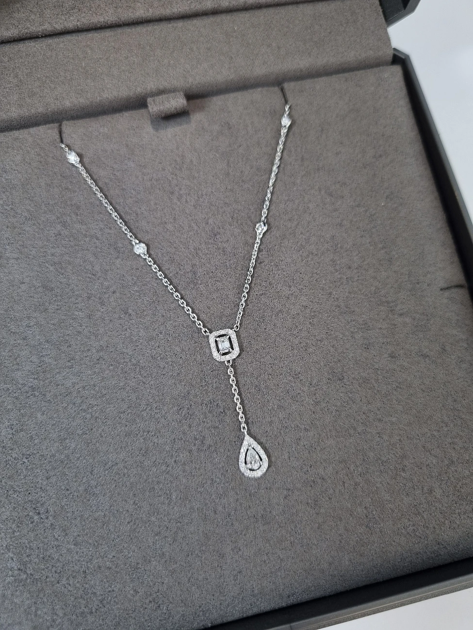 Украшение Messika  My Twin Tie 0.10Ct X2  My Twin 0,10ct tie diamond necklace 6693 