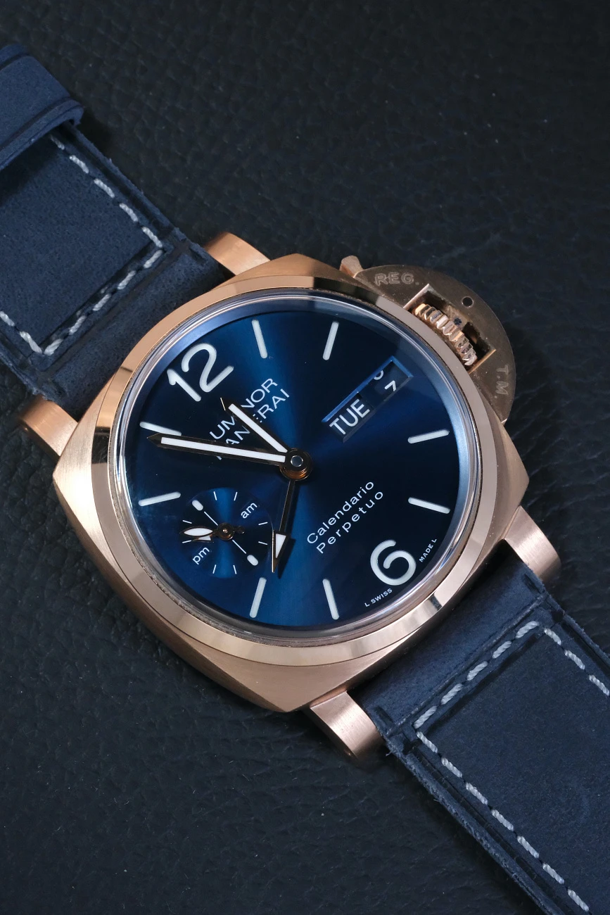 Часы Panerai  Panerai Luminor Perpetual Calendar Goldtech Pam00742  PAM00742