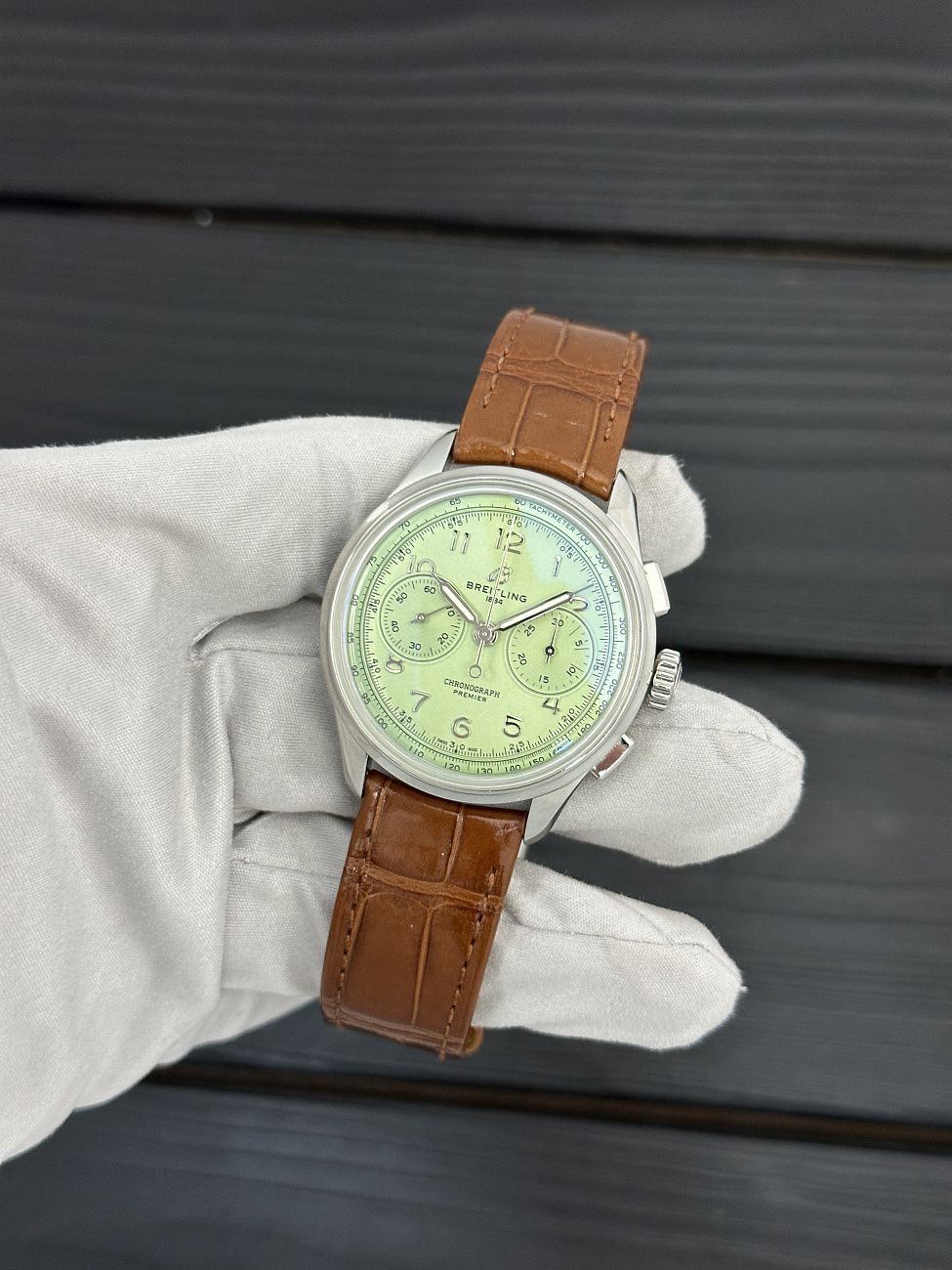 Часы Breitling  Premier B09 Chronograph 40   AB0930D31L1P1