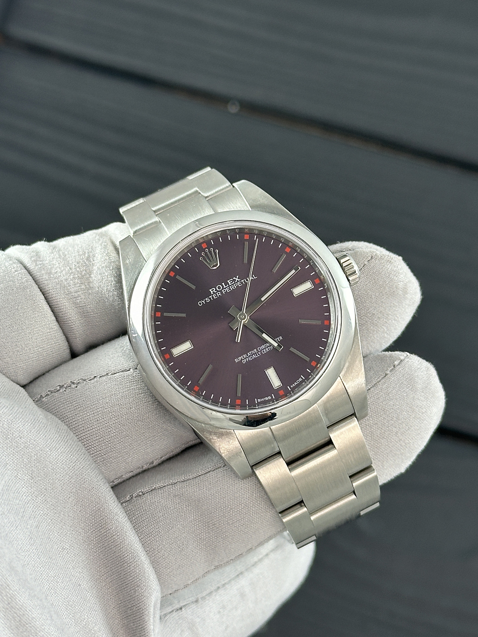 Часы Rolex  Oyster Perpetual 39Mm  114300