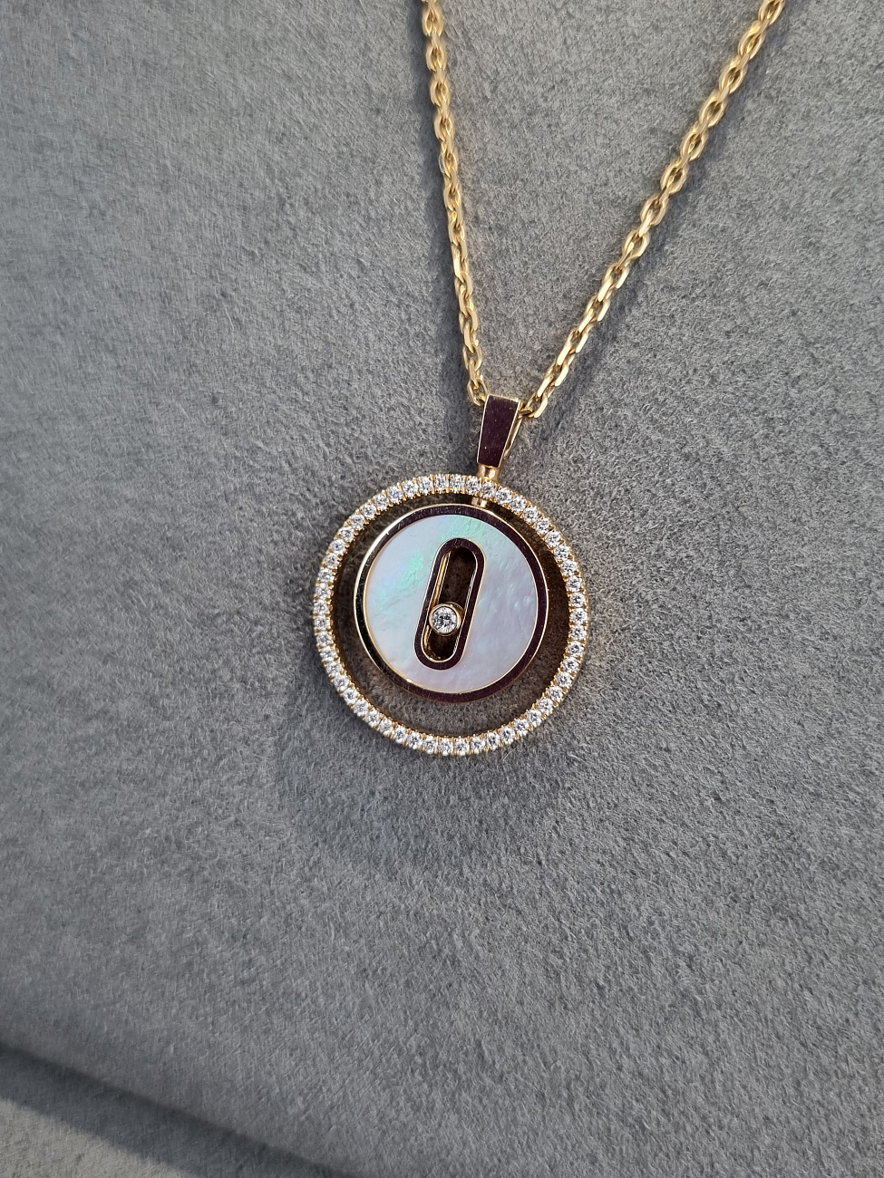 Украшение MESSIKA  White Mother-Of-Pearl Lucky Move Pm  11650-PG 