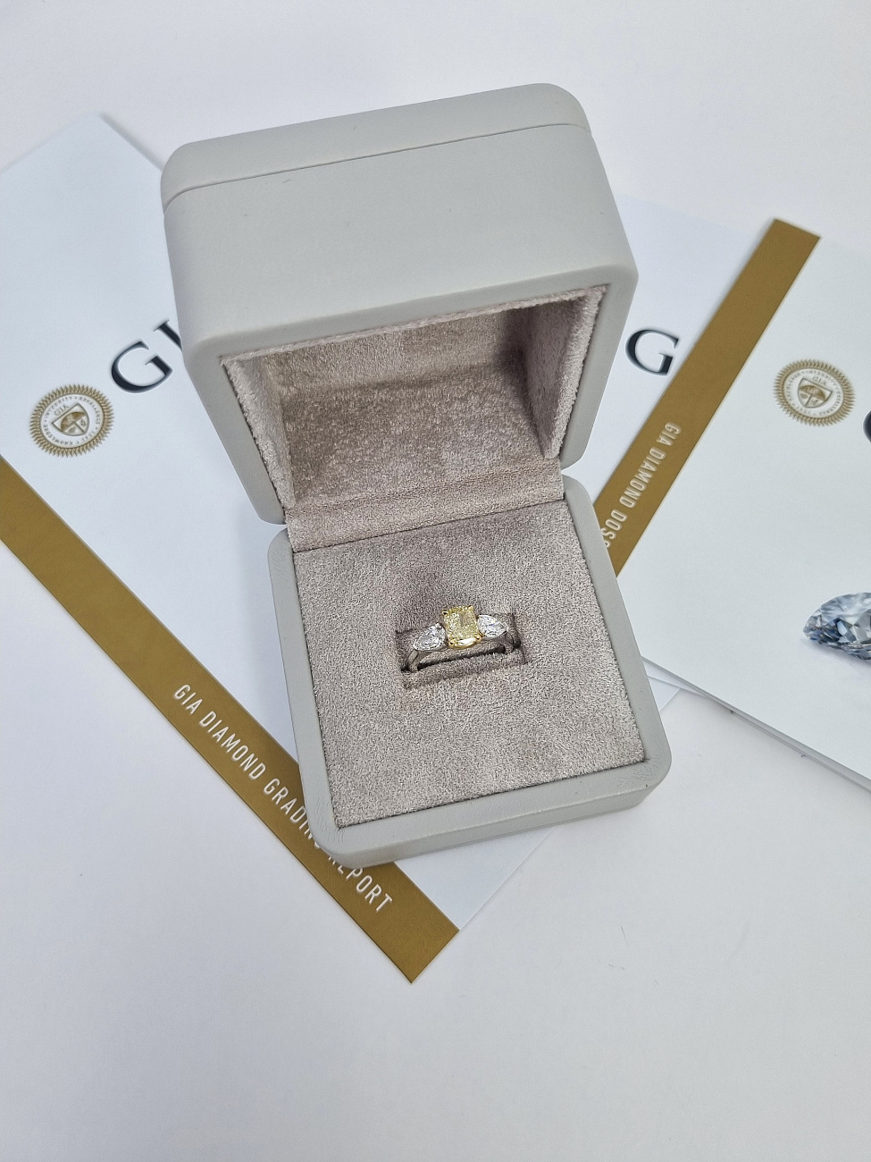 Украшение NO NAME  Кольцо С Бриллиантом 1,50 Ct. W To X Range/Vs1   