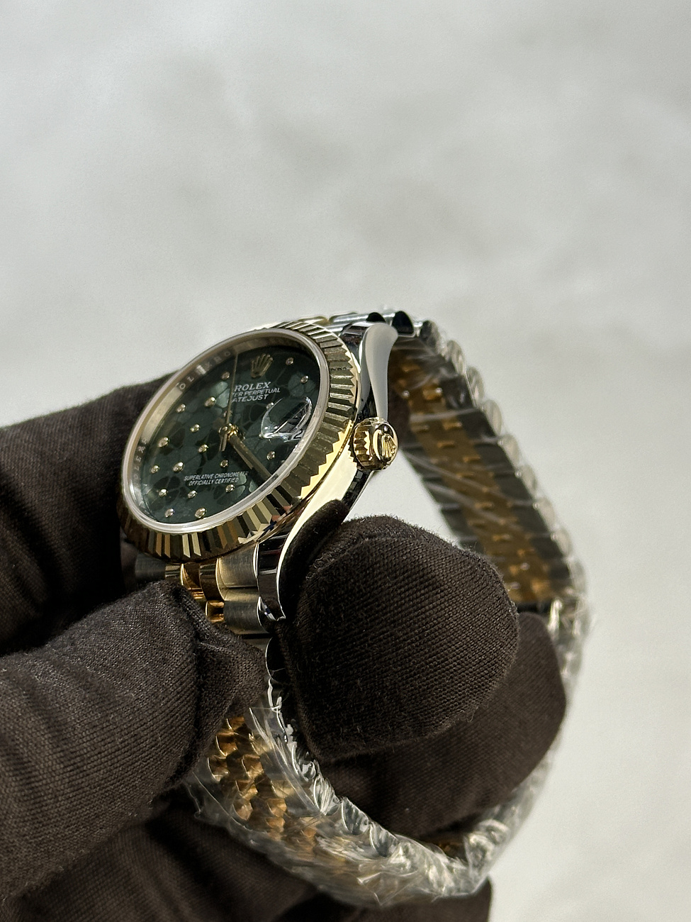 Часы Rolex  Steel And Yellow Gold Green Dial  278273