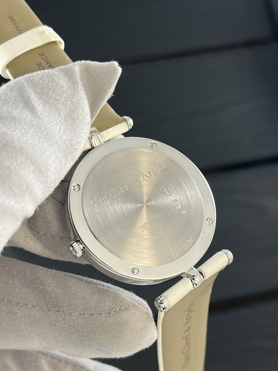 Украшение Van Cleef & Arpels  Lady Arpels Butterfly 36 Mm  WDWF08B3 