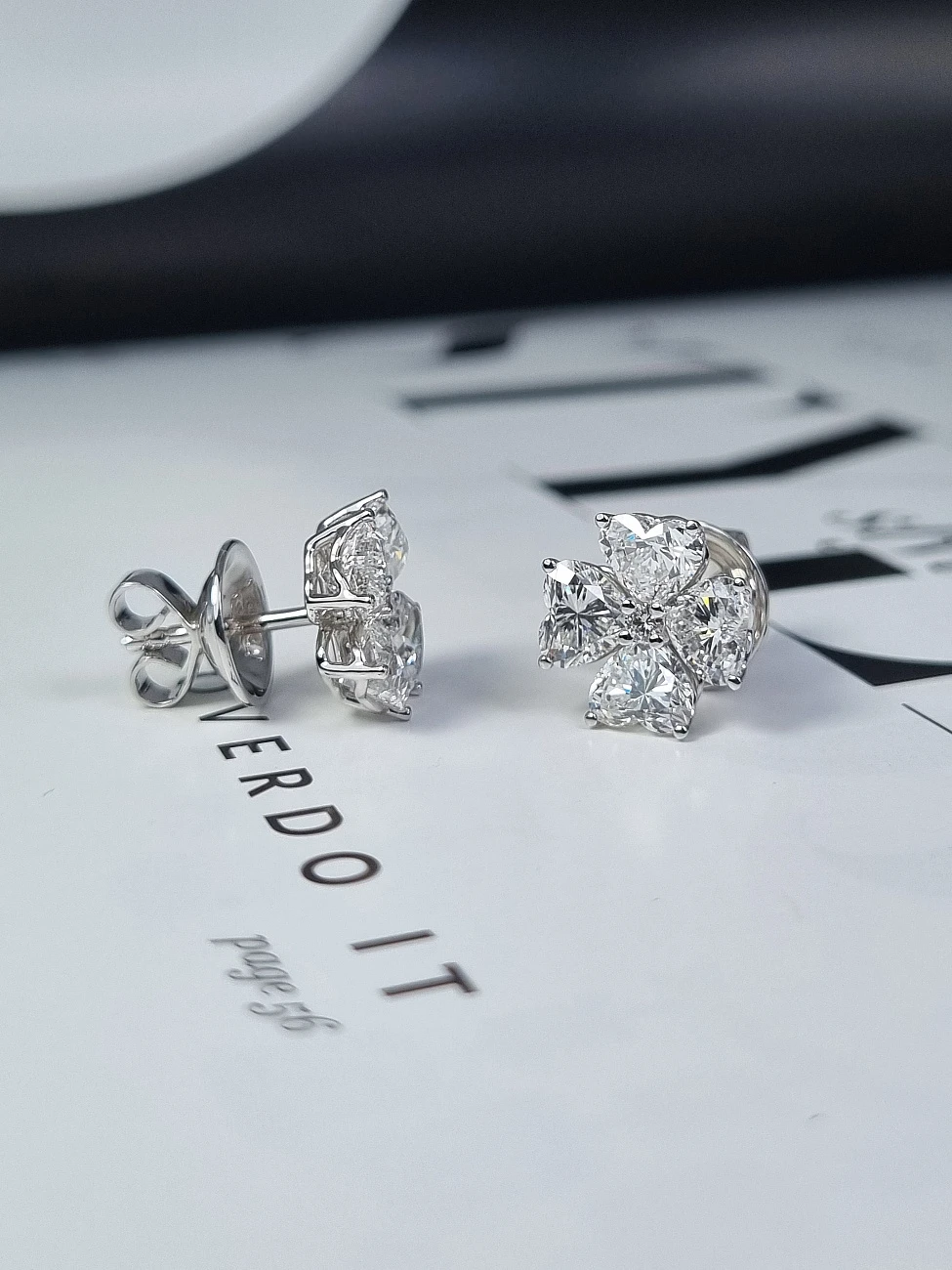 Украшение GIA  Серьги с бриллиантами 4,03 ct. D/VS1   