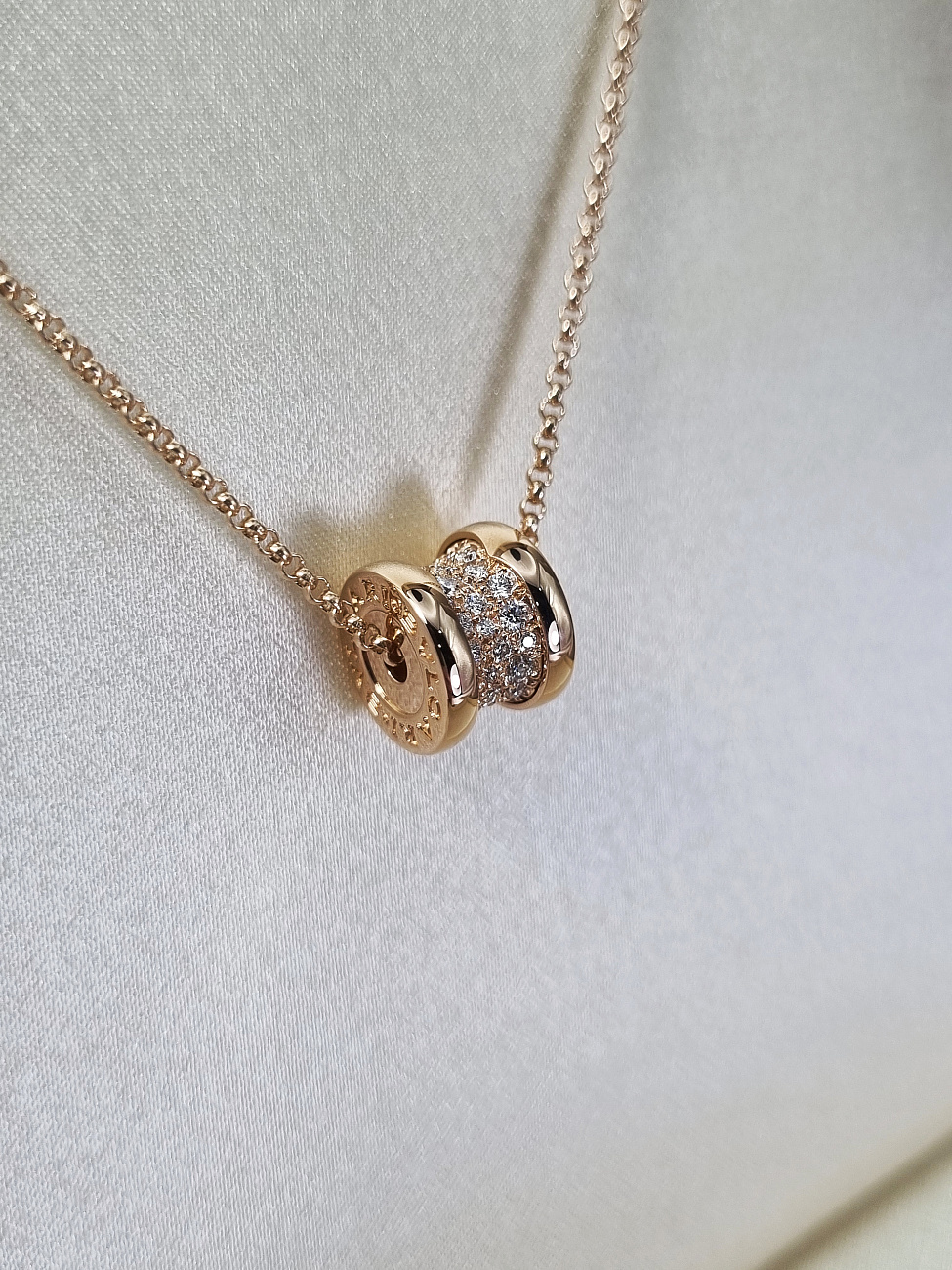 Украшение Bvlgari  B.zero1 Necklace 351116  351116 