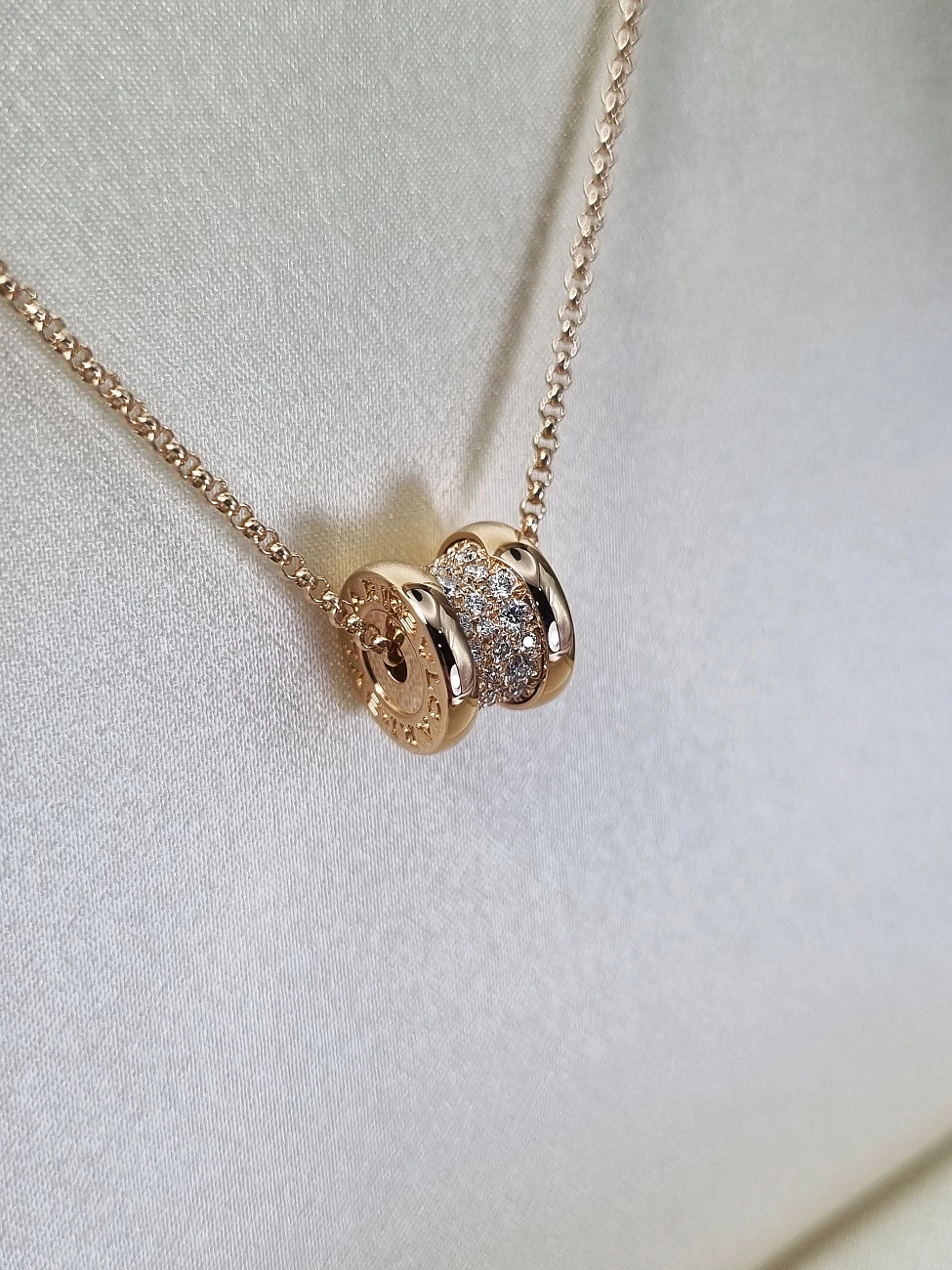 Украшение Bvlgari  B.zero1 Necklace 351116  351116 