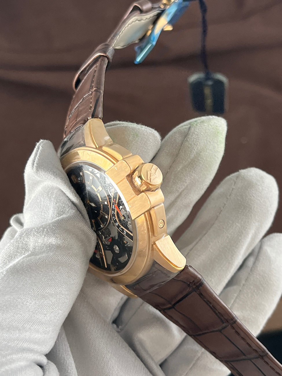 Часы Harry Winston  Ocean Biretrograde Automatic 42 Mm  OCEABI42RR001