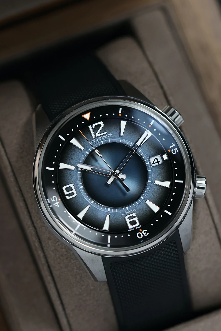 Часы Jaeger-LeCoultre  Polaris Date 42mm  Q9068650