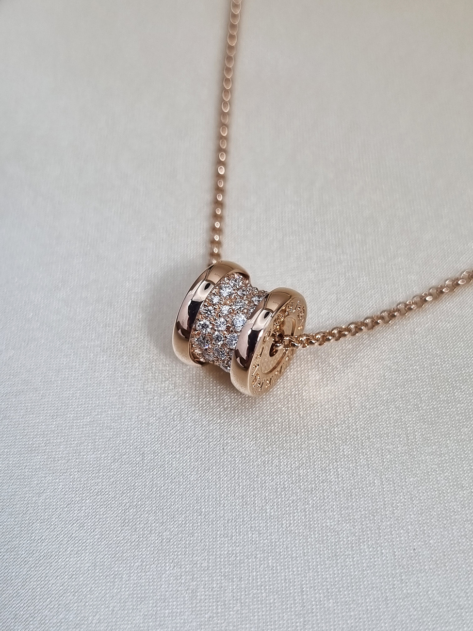 Украшение Bvlgari  B.zero1 Necklace 351116  351116 