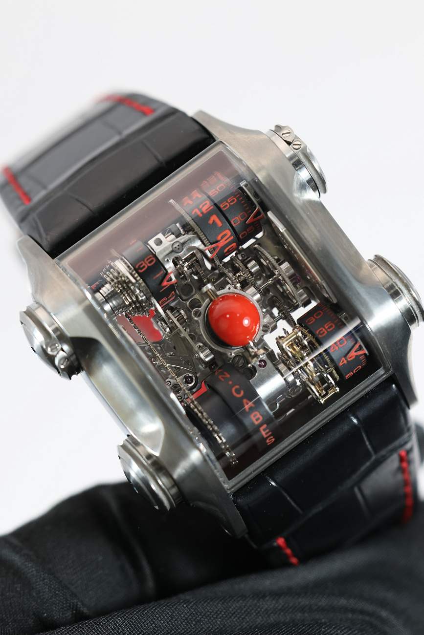 Часы CABESTAN  Kronoconcept Terra Luna Titanium Skeleton Vertical Tourbillon Piece Unique 1/1  Kronoconcept