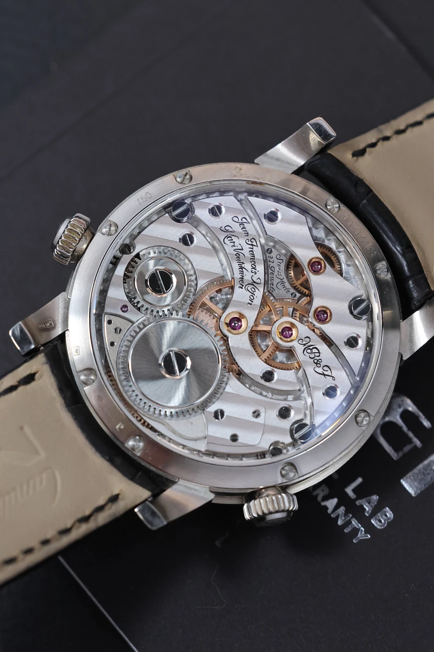 Часы MB&amp;F  Legacy Machine No.1 White Gold  01.WL.W