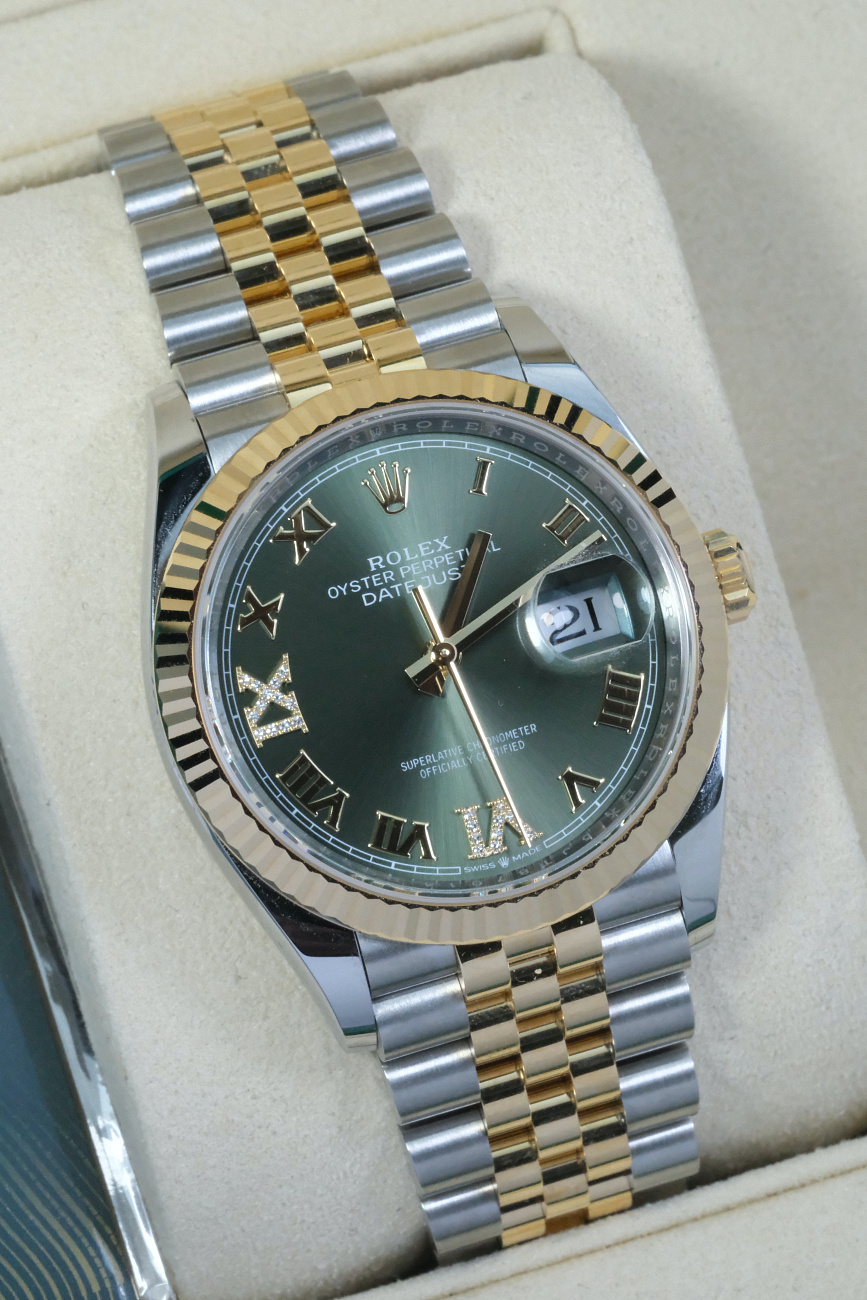 Часы Rolex  Datejust 36 Steel Yellow Gold Green Dial  m126233-0025