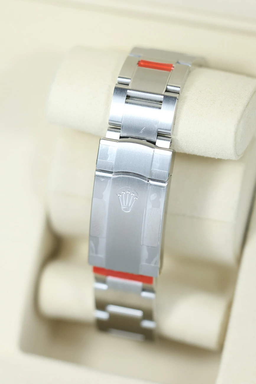 Часы Rolex  Oyster Perpetual 36 Jubilee-Motif  126000-0016