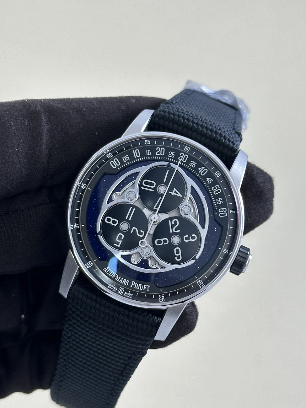 Часы Audemars Piguet  Code 11.59 By Audemars Piguet Starwheel  15212NB.OO.A002KB.01