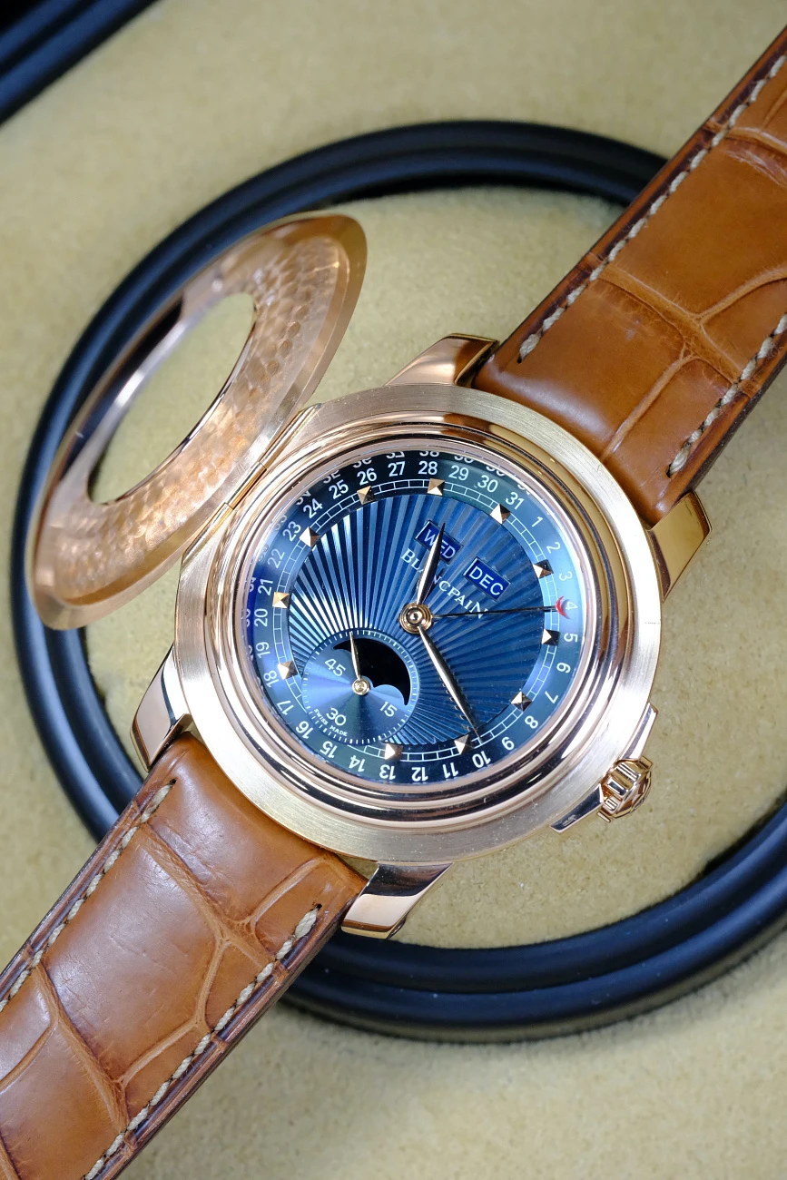Часы Blancpain  Half Hunter Rose Gold Blue Dial 39 Mm  4563-3640-55