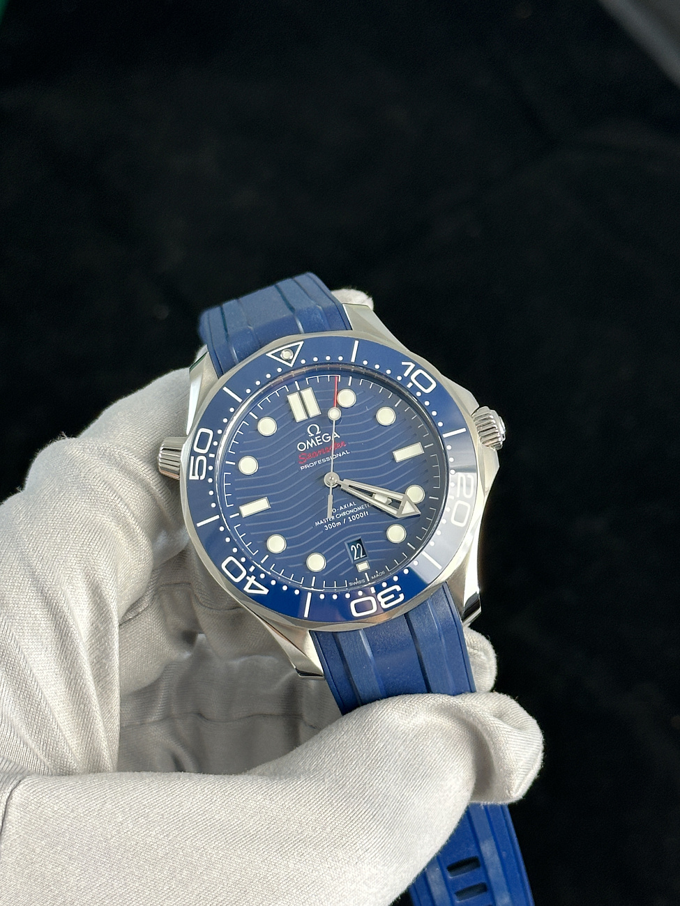 Часы Omega  Seamaster Diver 300M Co‑Axial Master Chronometer 42 Mm  210.32.42.20.03.001