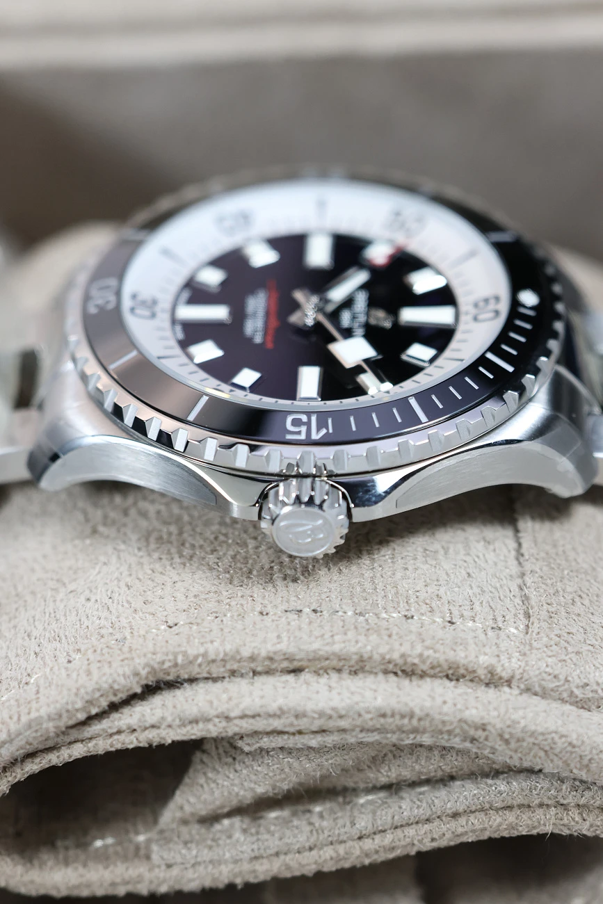 Часы Breitling  Superocean 44  A17376211B1A1