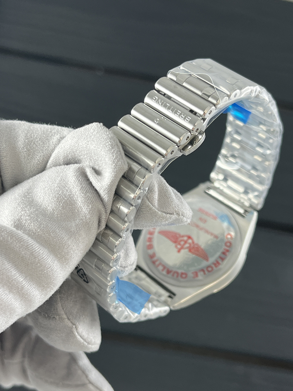 Часы Breitling  Chronomat Automatic 36Mm  A10380101C1A1