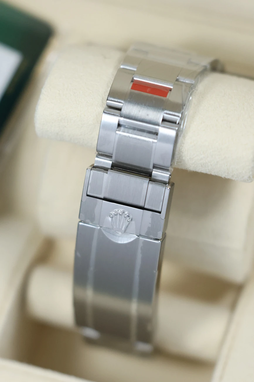 Часы Rolex  Submariner No Date Steel  124060