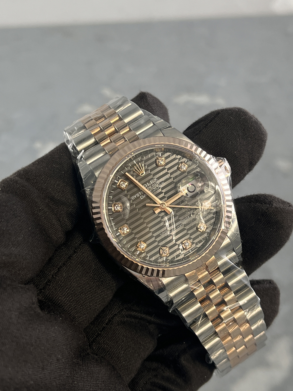 Часы Rolex  Datejust 36Mm Steel And Everose Gold Fluted Motif Dial With Diamonds  126231