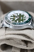 Часы Breitling  Superocean Automatic 44 Green Dial  A17376A31L1A1