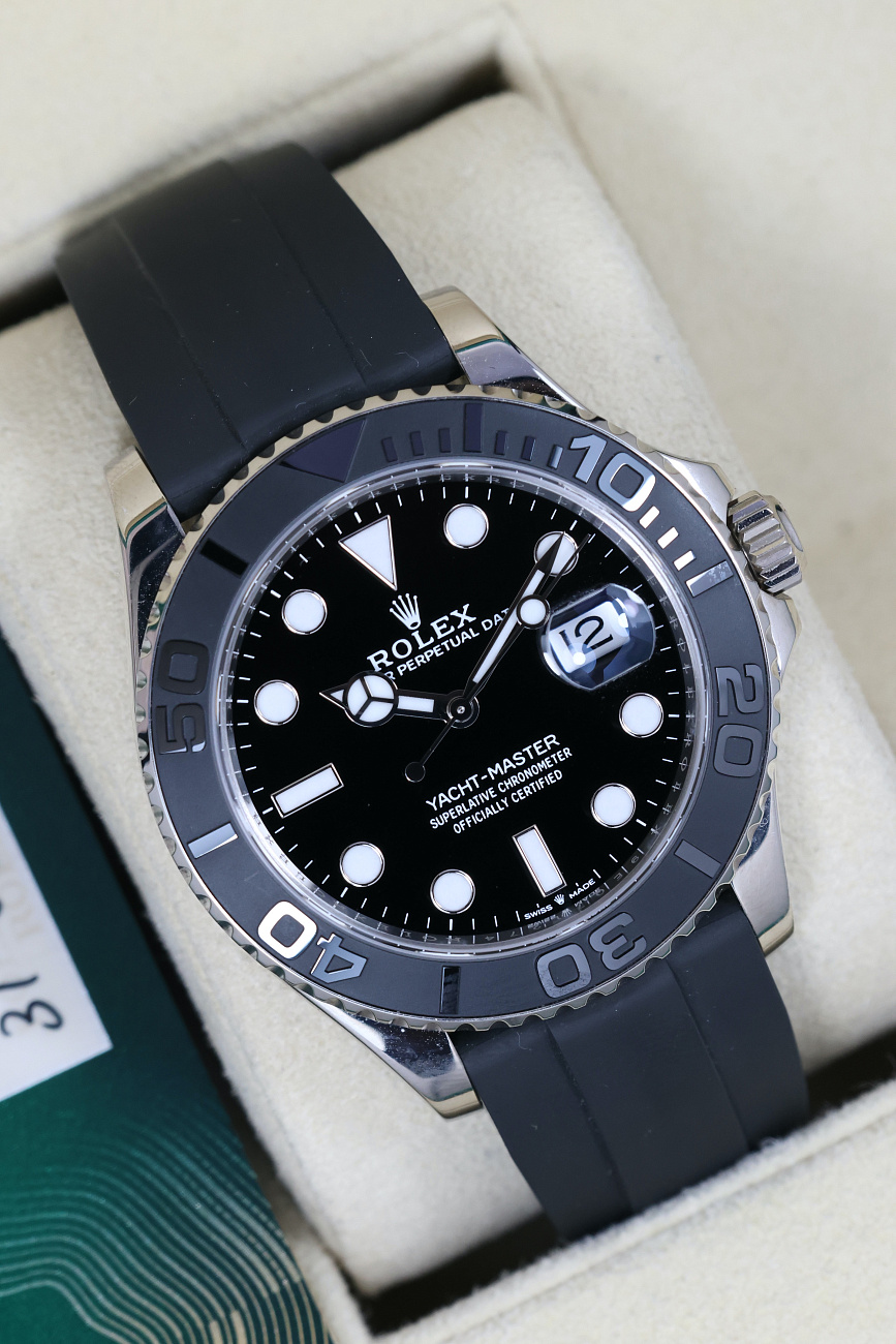 Часы Rolex  Oyster Perpetual Yacht-Master 42 Mm 18K White Gold  226659