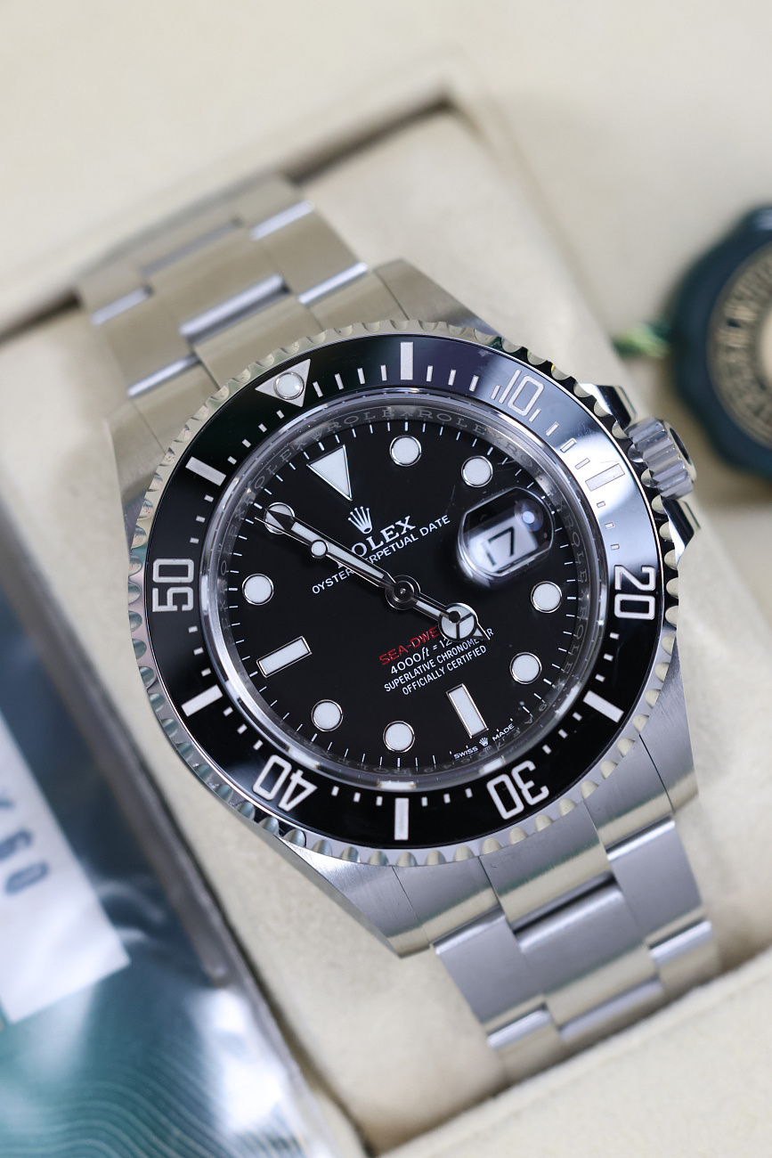 Часы Rolex  Sea Dweller 43Mm Red Line  126600-0002