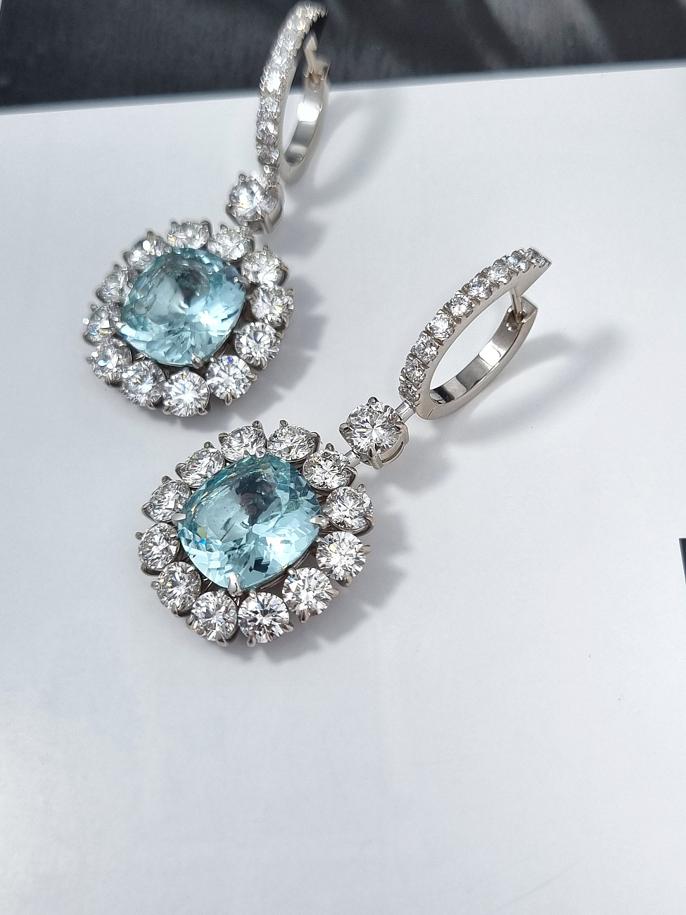 Украшение GIA  Серьги с турмалинами "Параиба" 5,16/5,40 ct.   