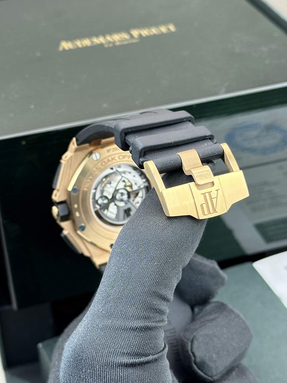 Часы Audemars Piguet  Royal Oak Offshore Rose Gold  26400RO.OO.A002CA.01