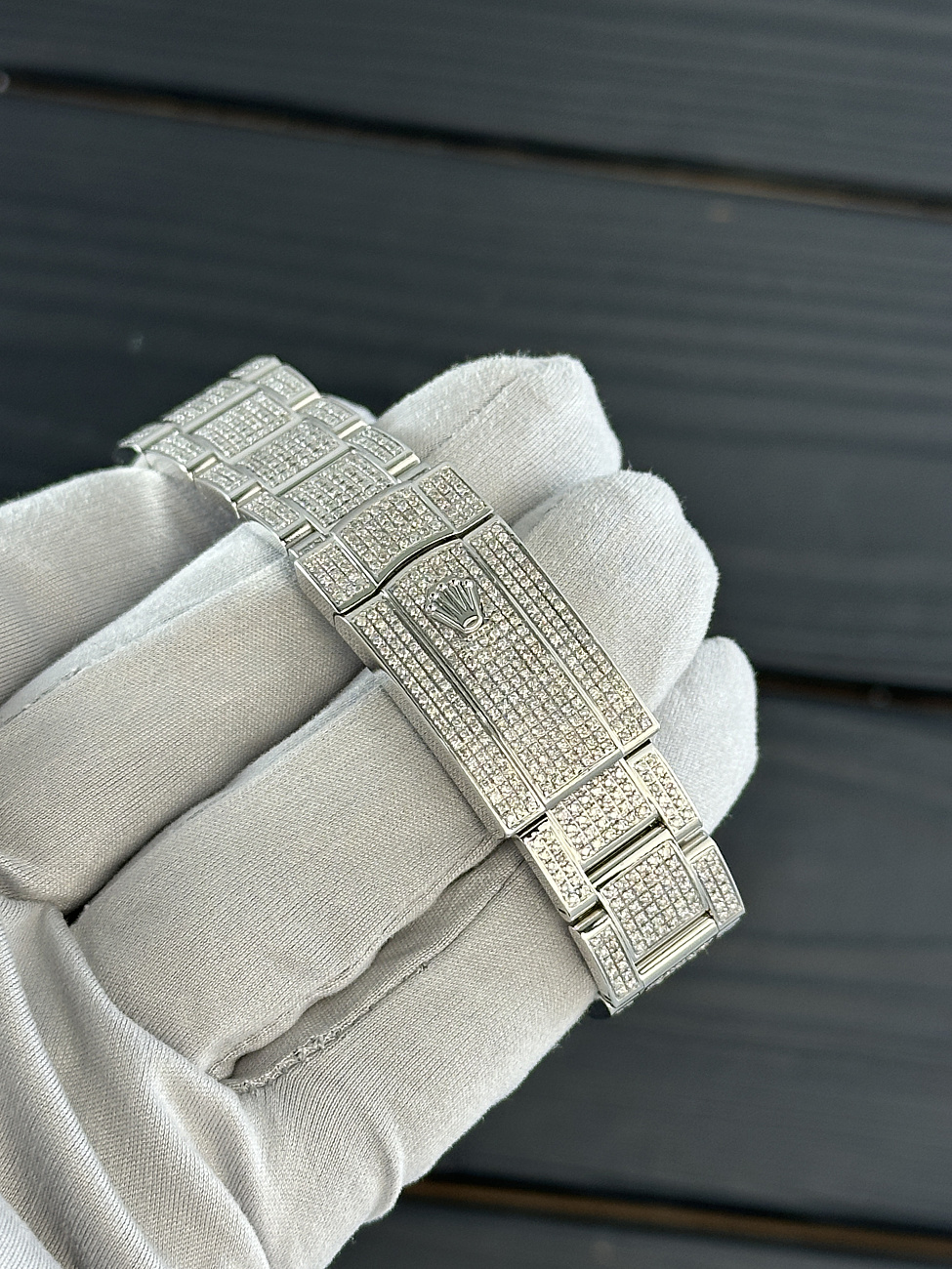 Часы Rolex  Datejust 41Mm Full Diamonds Custom  126300 FIX