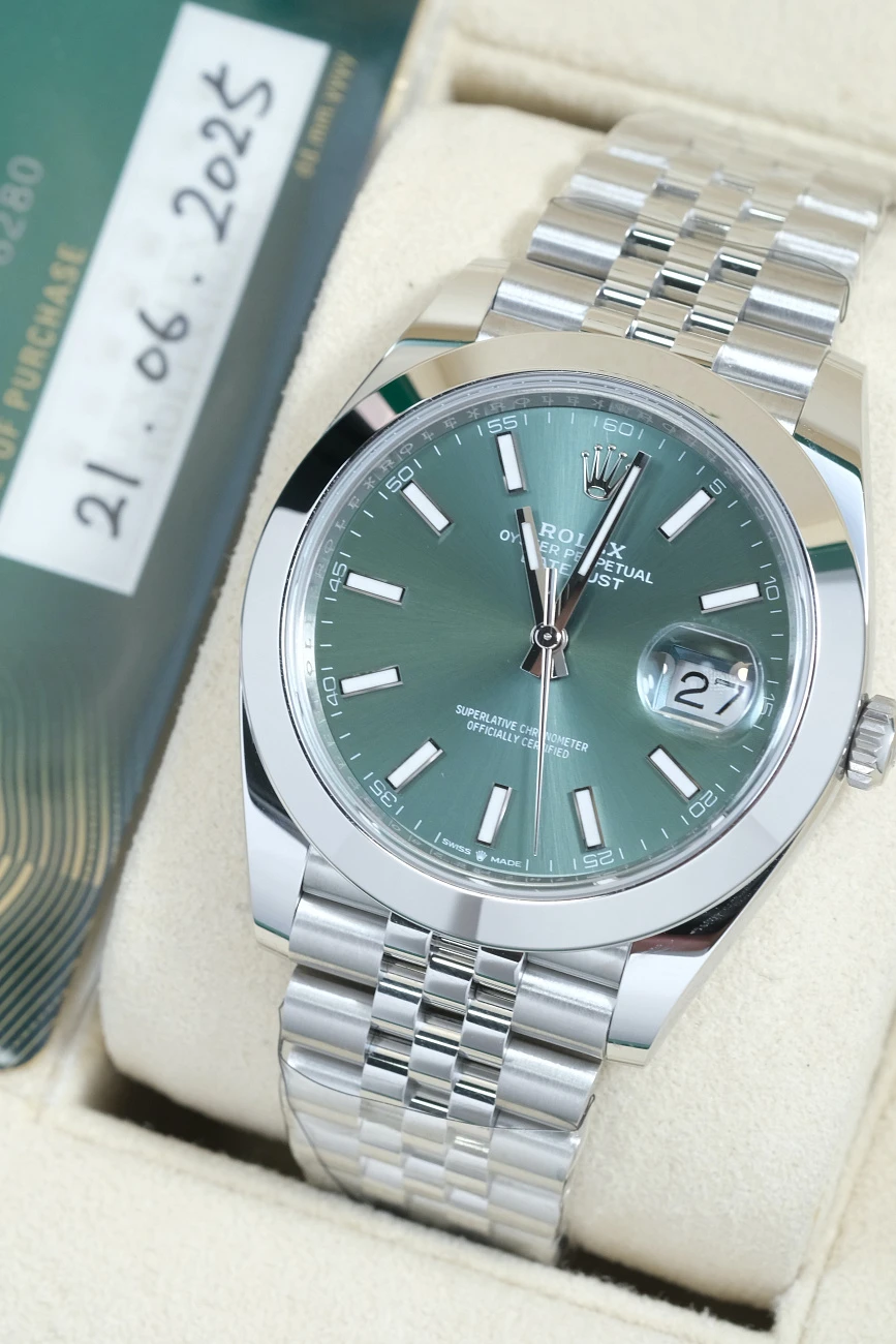 Часы Rolex  Oyster Perpetual Datejust 41 Mm Mint Green  126300
