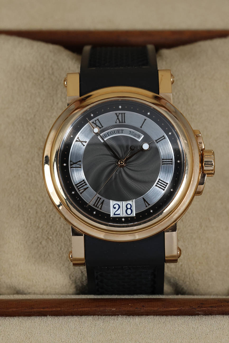 Часы Breguet  Marine Big Date Rose Gold  5817BR/Z2/5V8