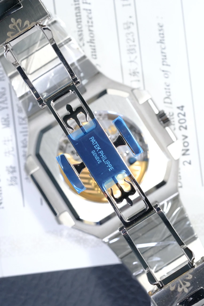 Часы Patek Philippe  Cubitus Green  ‎5821/1A-001