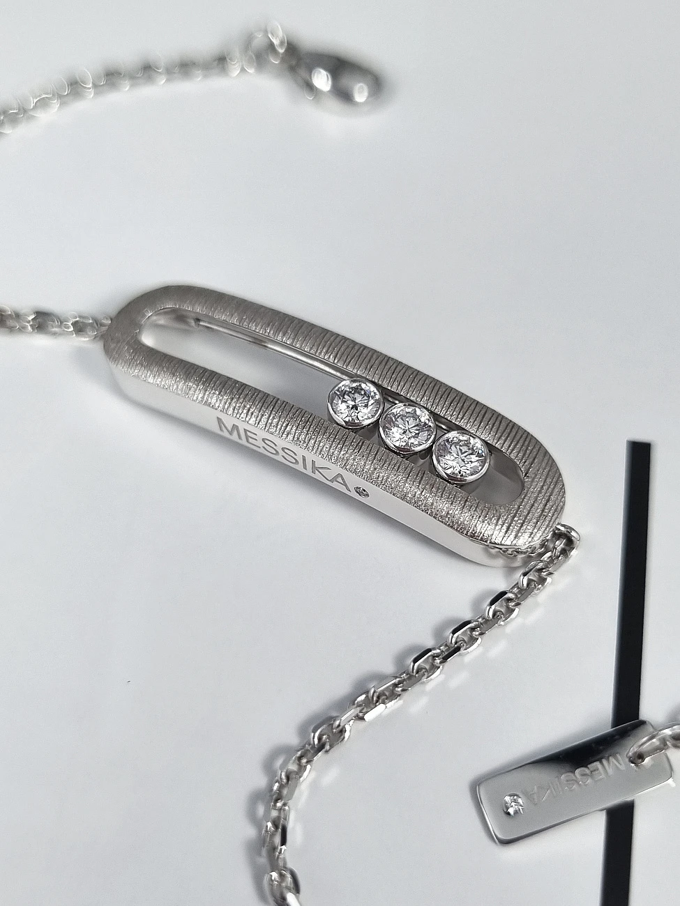 Украшение Messika  Move Classique Ciselé Bracelet  Move Classique Ciselé Bracelet 14586-WG 