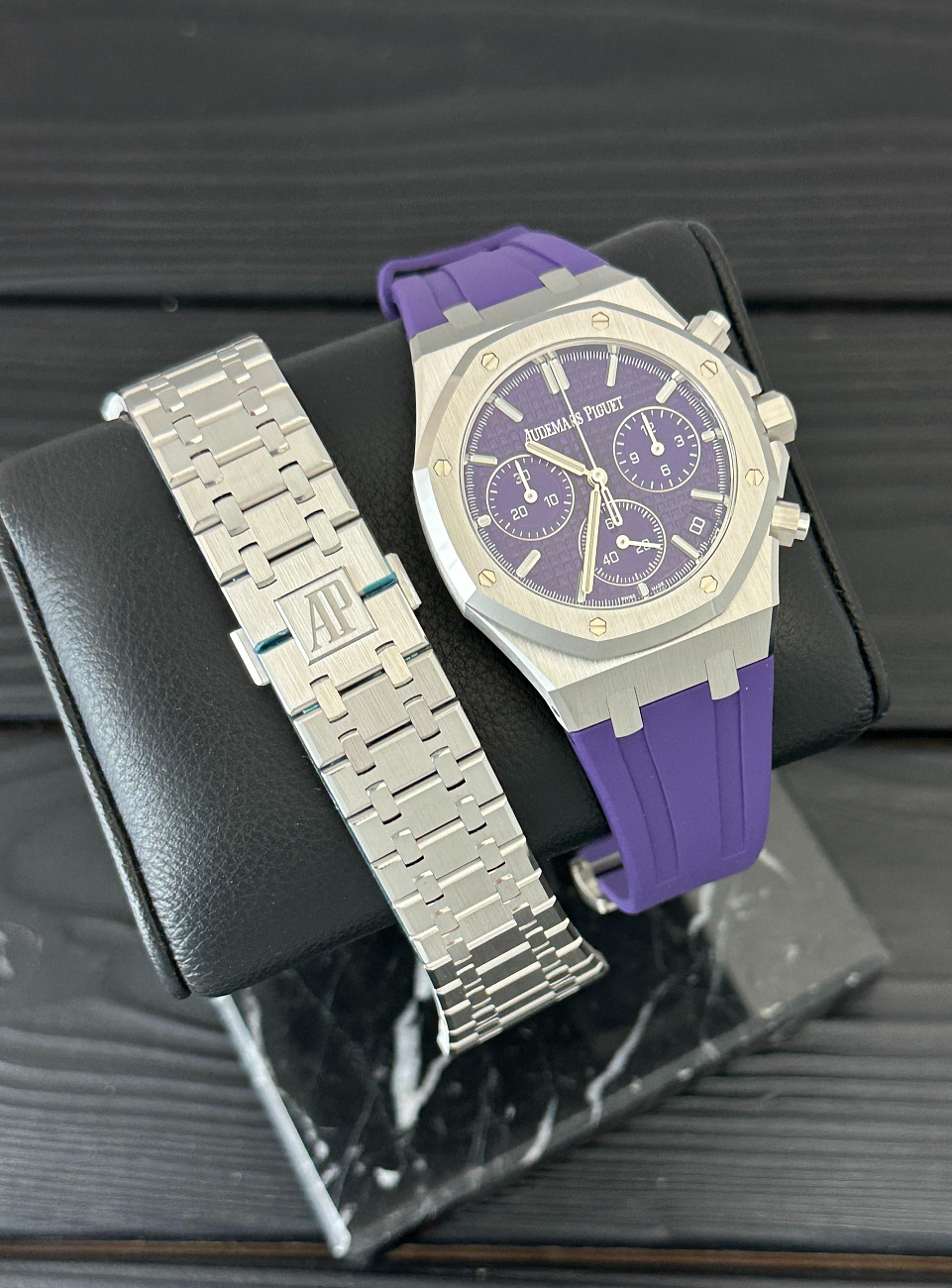 Часы Audemars Piguet  Royal Oak Selfwinding Chronograph White Gold  26240BC.OO.1320BC.01