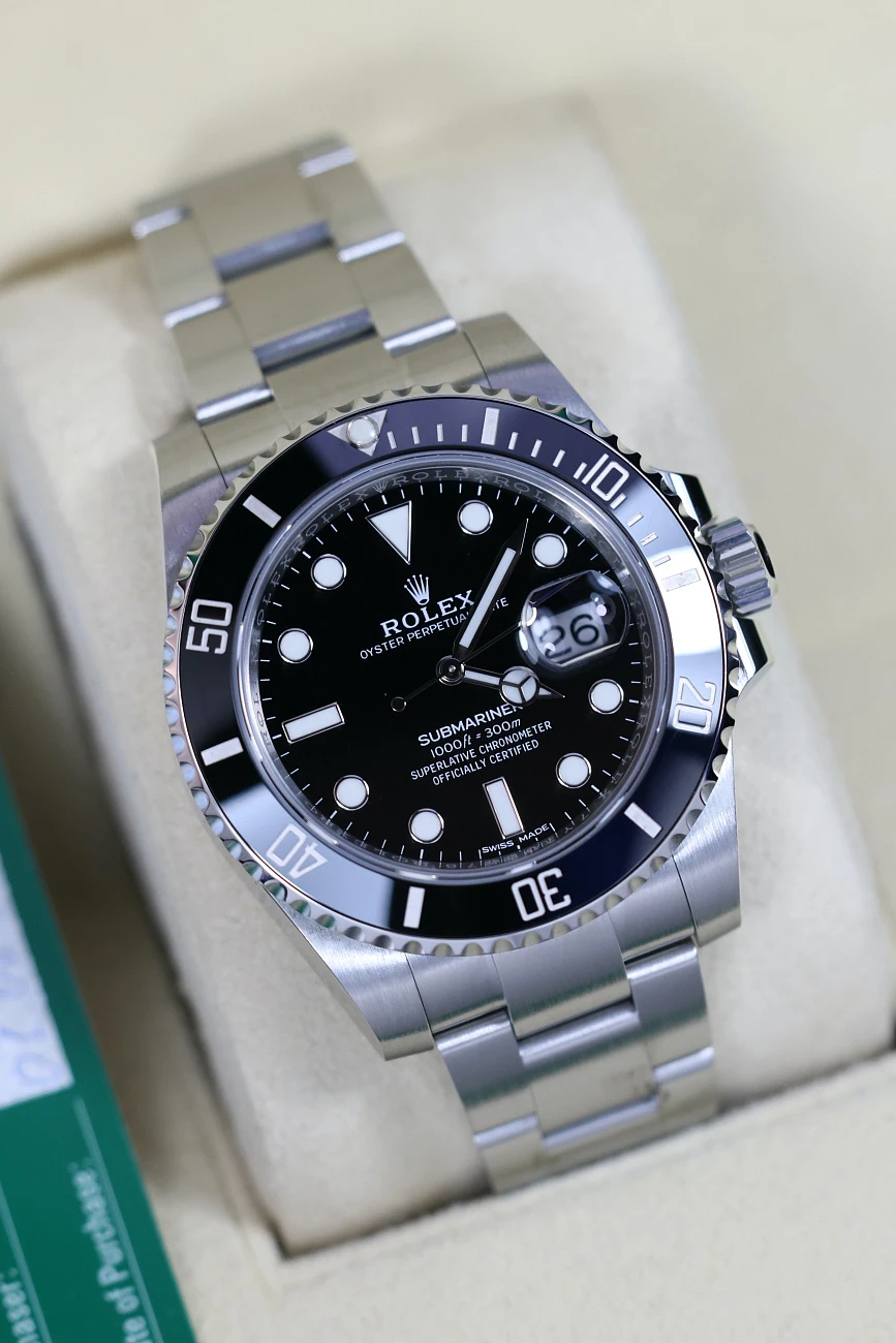 Часы Rolex  Submariner Date Ceramic 40mm  116610LN