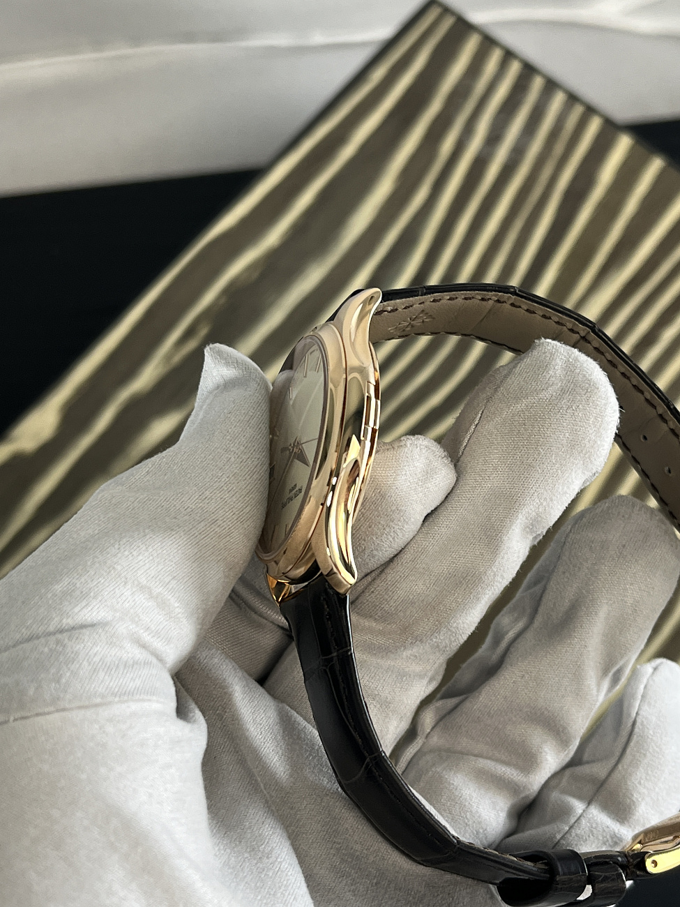 Часы Patek Philippe  Calatrava Self-Winding  5227R